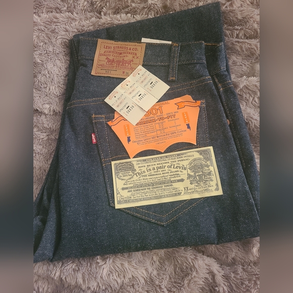 Levi's Men's Dark Blue Straight Jeans - Picture 1 of 4